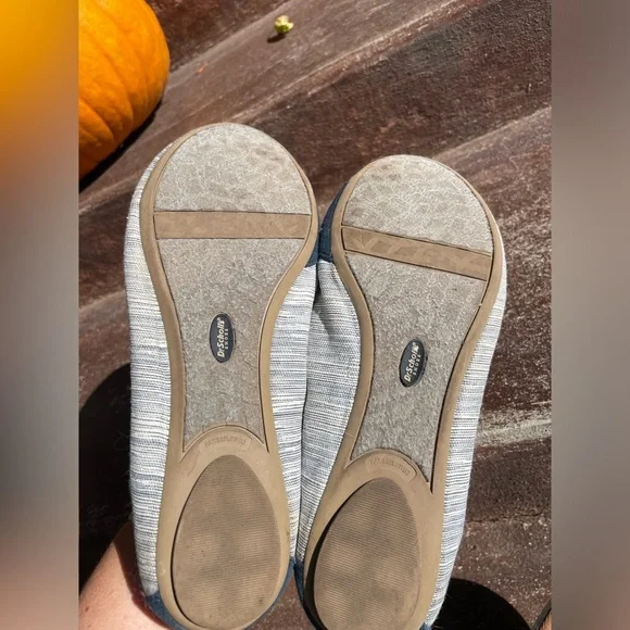 Dr Scholl’s Women’s 10 Ballet Flats with Gold Buckle- Darling! - Picture 5 of 6